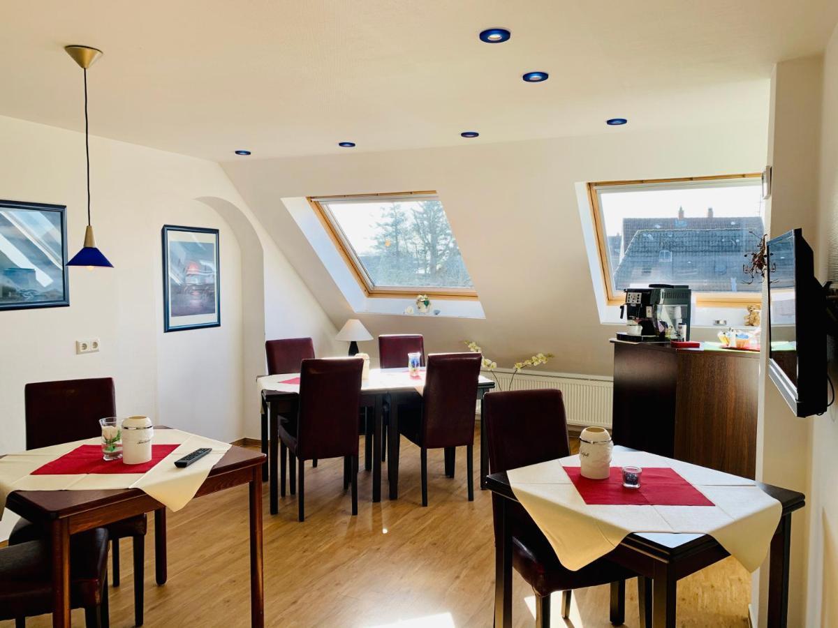 Aparthotel Kleine Perle Куксхавен Екстериор снимка