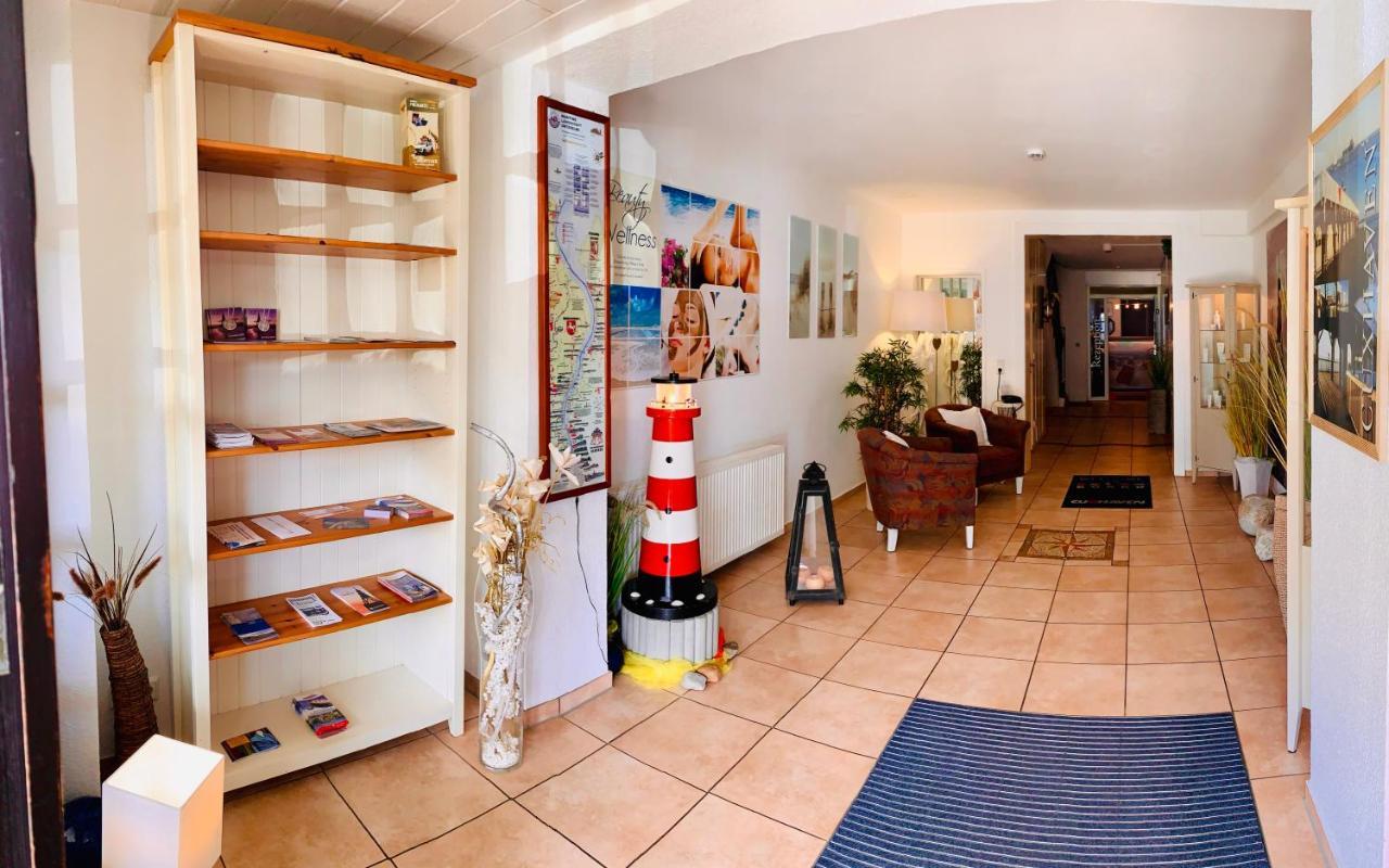 Aparthotel Kleine Perle Куксхавен Екстериор снимка